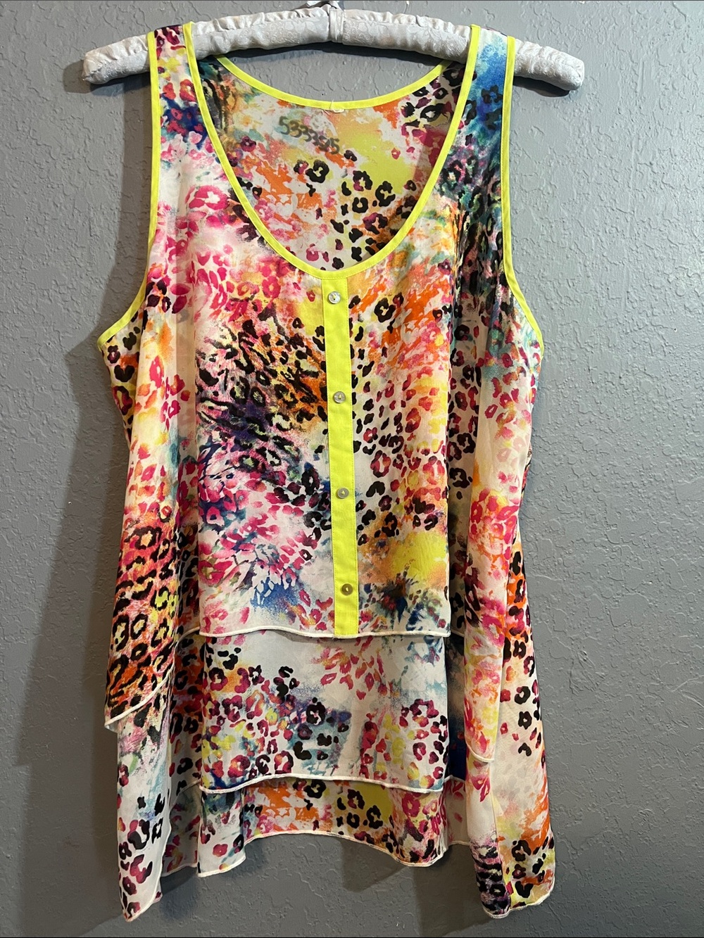 Sleeveless Tiered Floral Leopard Print Tank Top - Neon Yellow Trim
